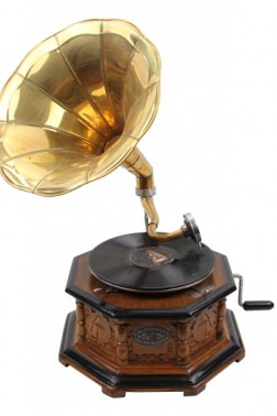 Gramofon Sekizgen Oymalı 533